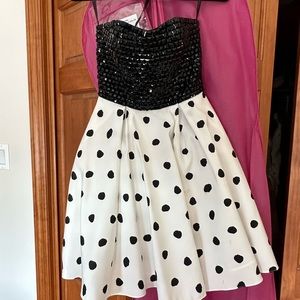 Sherri Hill Formal Dress with pockets